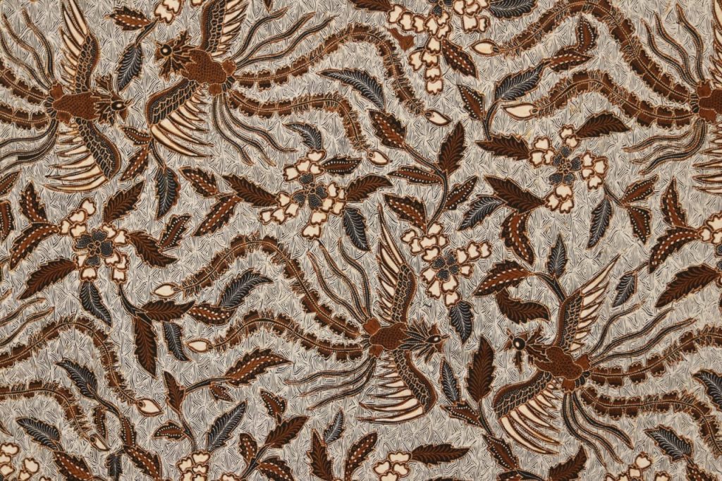 Traditional Indonesian Batik Fabric Motif Burung Hong Galar Btx313 Batik Dlidir 